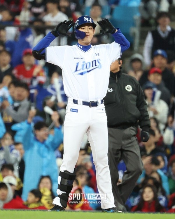 초승달 저장.jpg
